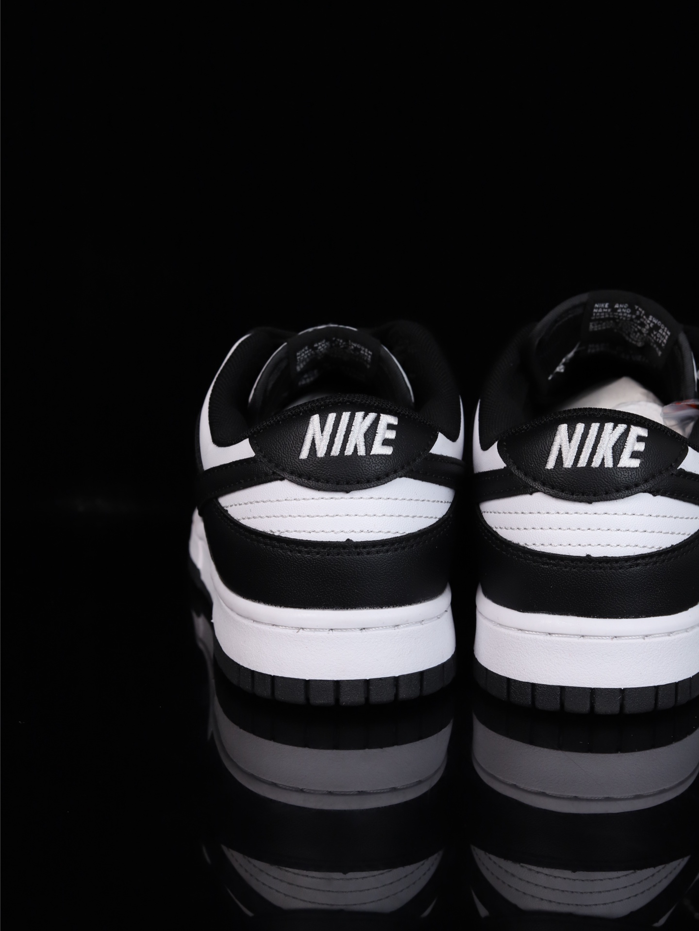 Special offer on Nike Air Jordan 1s, delivery within 7 days in the US.